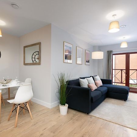 Wesley Gate Apartments - By Hostly Reading Exterior foto