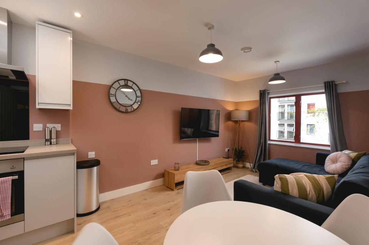 Wesley Gate Apartments - By Hostly Reading Exterior foto