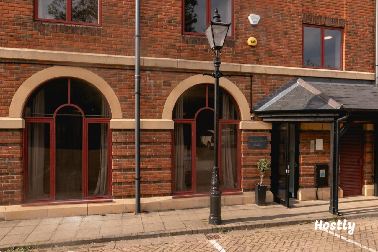 Wesley Gate Apartments - By Hostly Reading Exterior foto