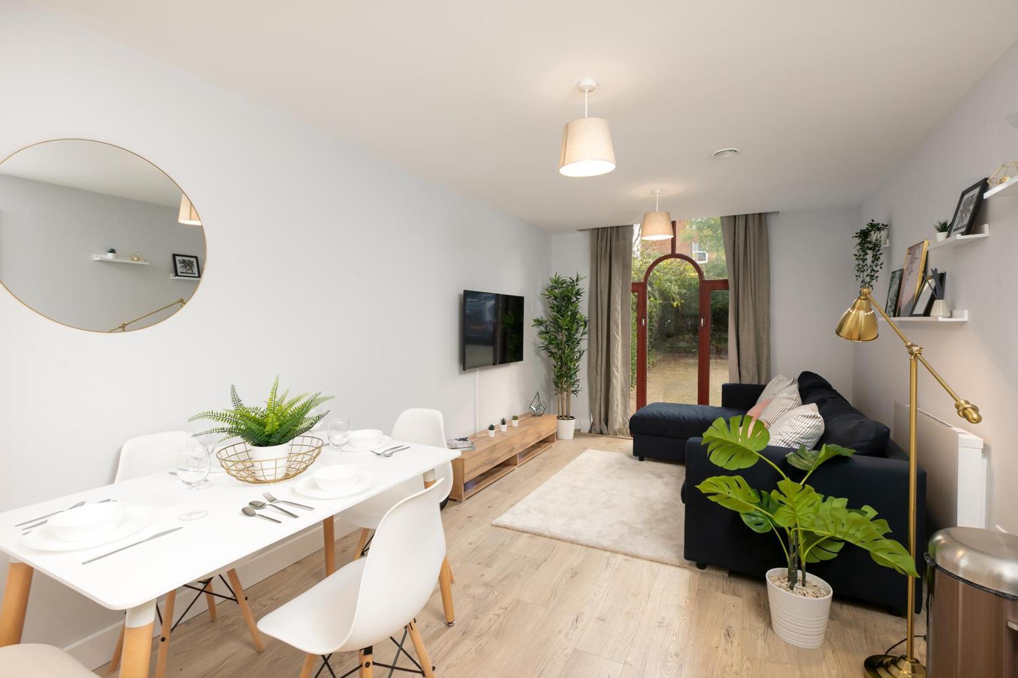 Wesley Gate Apartments - By Hostly Reading Exterior foto