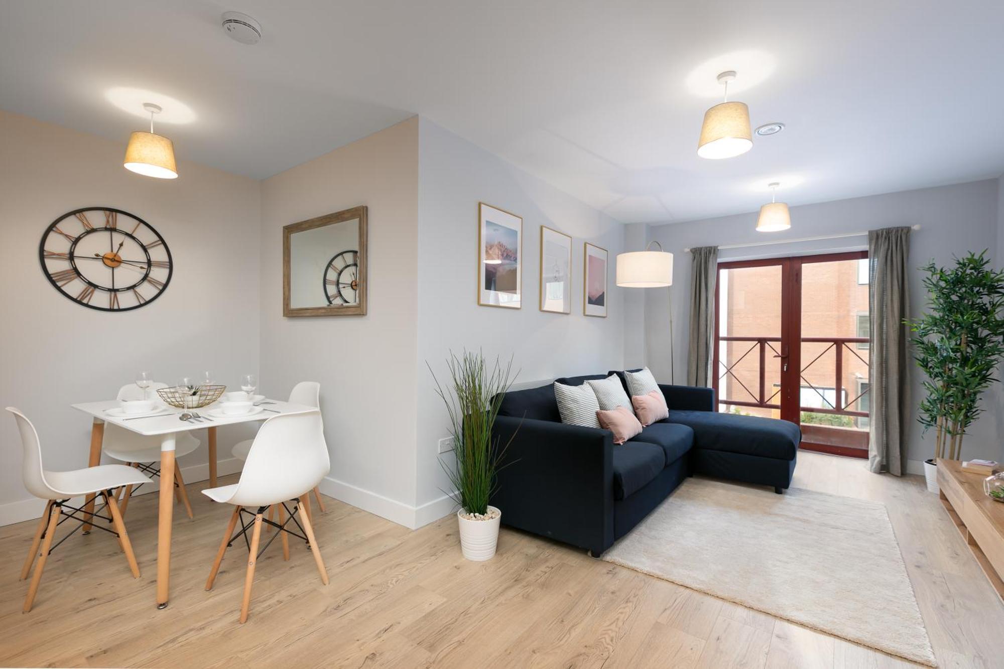 Wesley Gate Apartments - By Hostly Reading Exterior foto